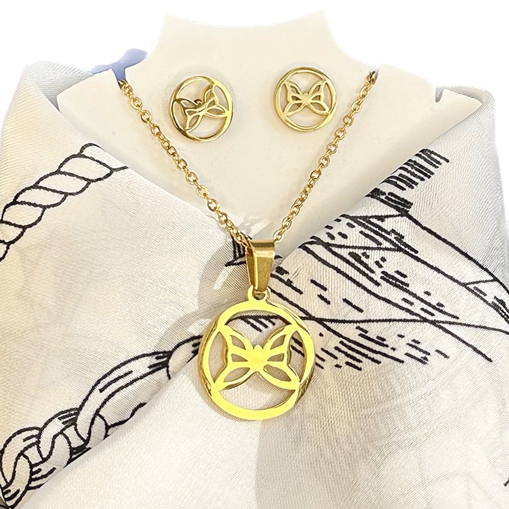 Gold Tone Butterfly 🦋 Necklace set with earrings - Stainless steel So cute